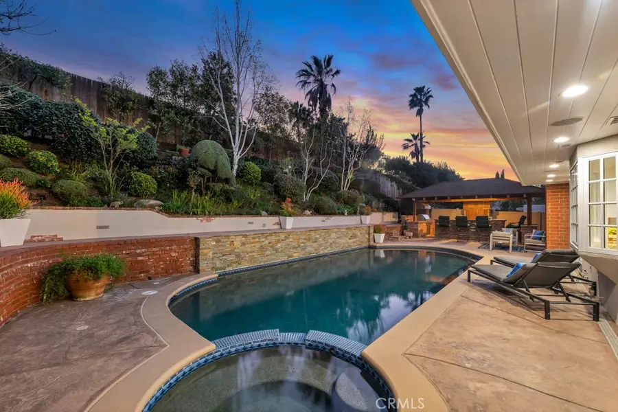 21438 Mulholland, Woodland Hills, CA 91364 - #3