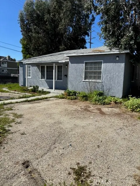 6401 Denny Avenue, North Hollywood, CA 91606