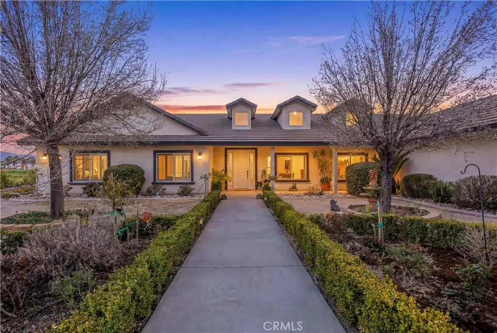 42561 25th W, Lancaster, CA 93536 - #1