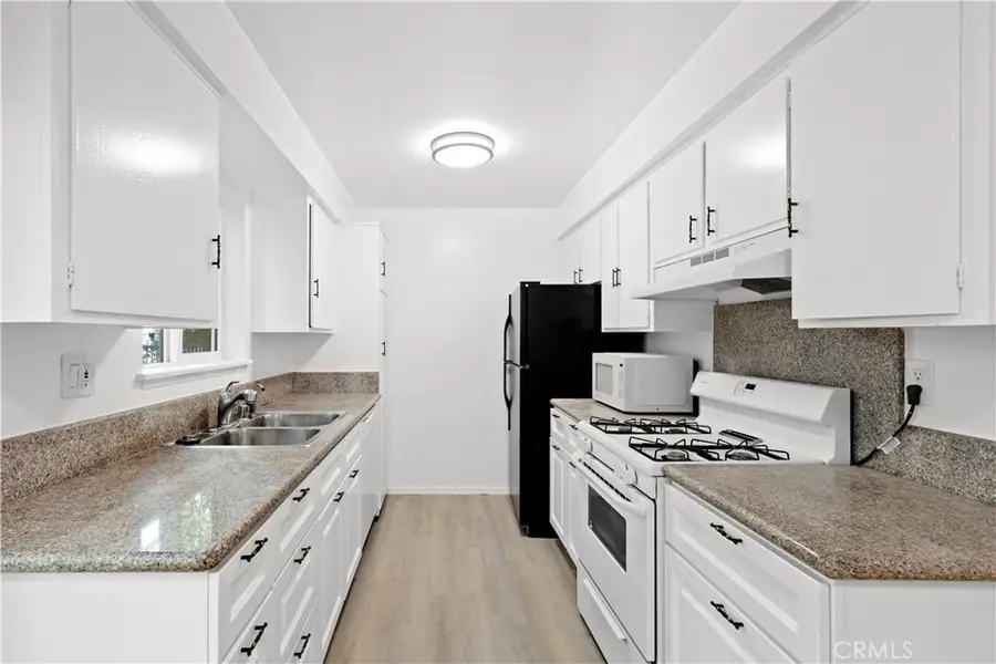 11138 Aqua Vista #55, North Hollywood, CA 91602 - #2