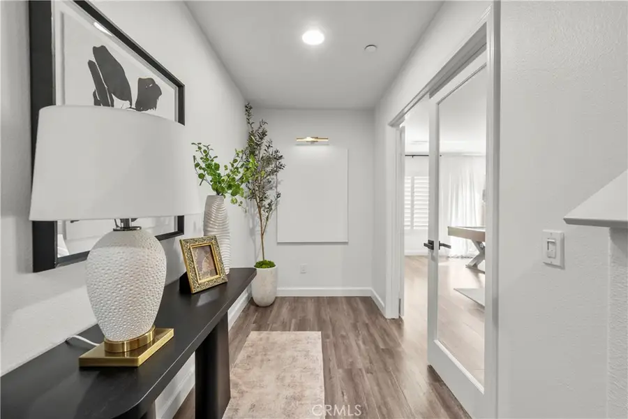22157 Barrington, Saugus, CA 91350 - #2