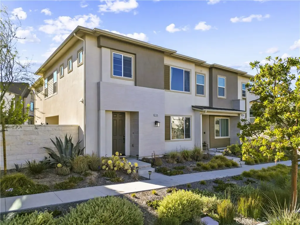 27616 Symphony Place, Valencia, CA 91381 - #1