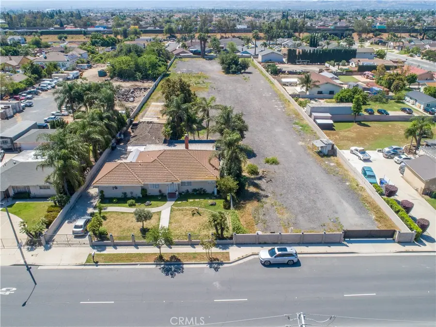 527 W Philadelphia, Ontario, CA 91762 - #2