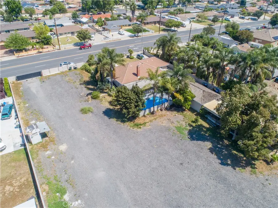 527 W Philadelphia, Ontario, CA 91762 - #3