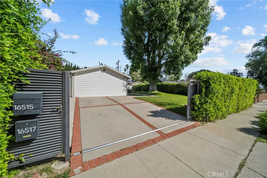 16517 Index, Granada Hills, CA 91344 - #1