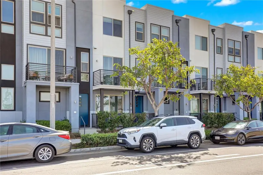 365 Placemark, Irvine, CA 92614 - #2