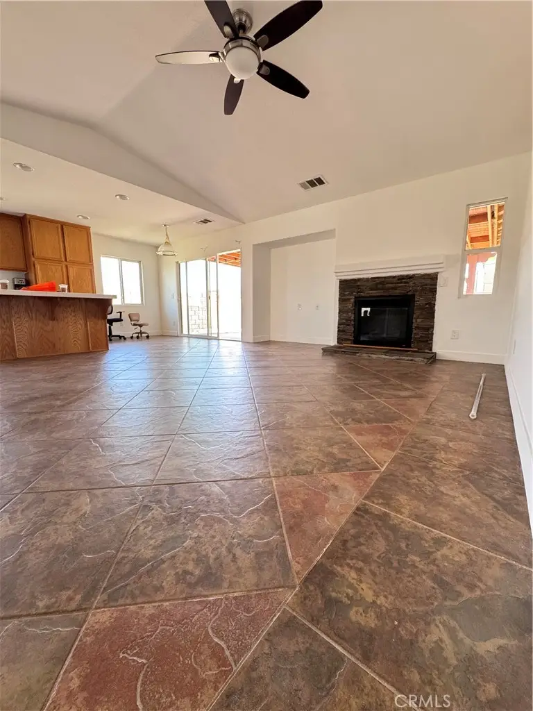 1554 Granville, Lancaster, CA 93535 - #3