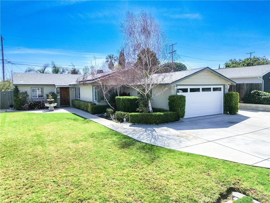 17184 Donmetz, Granada Hills, CA 91344 - #1