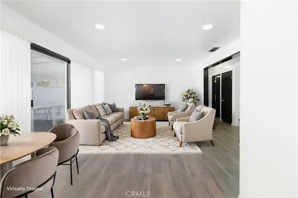 20309 Roscoe, Winnetka, CA 91306