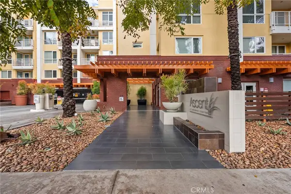 21301 Erwin, Woodland Hills, CA 91367