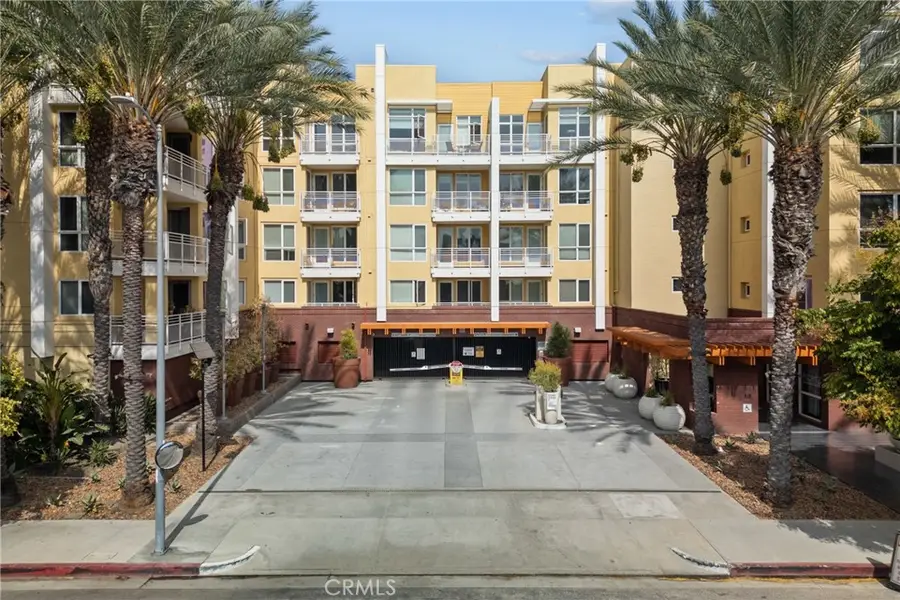 21301 Erwin, Woodland Hills, CA 91367 - #2