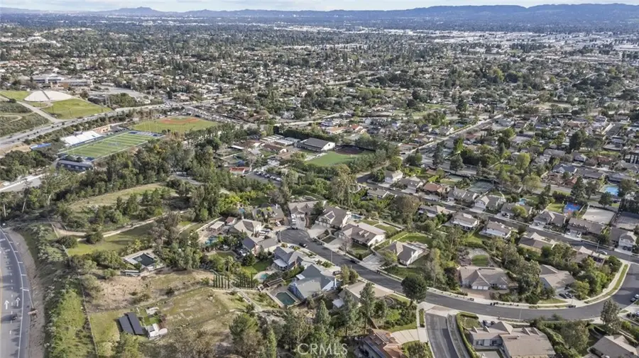 11101 Eton Avenue, Chatsworth, CA 91311 - #3