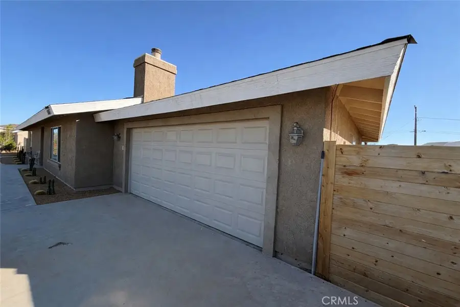 58271 Caliente Street, Yucca Valley, CA 92284 - #3