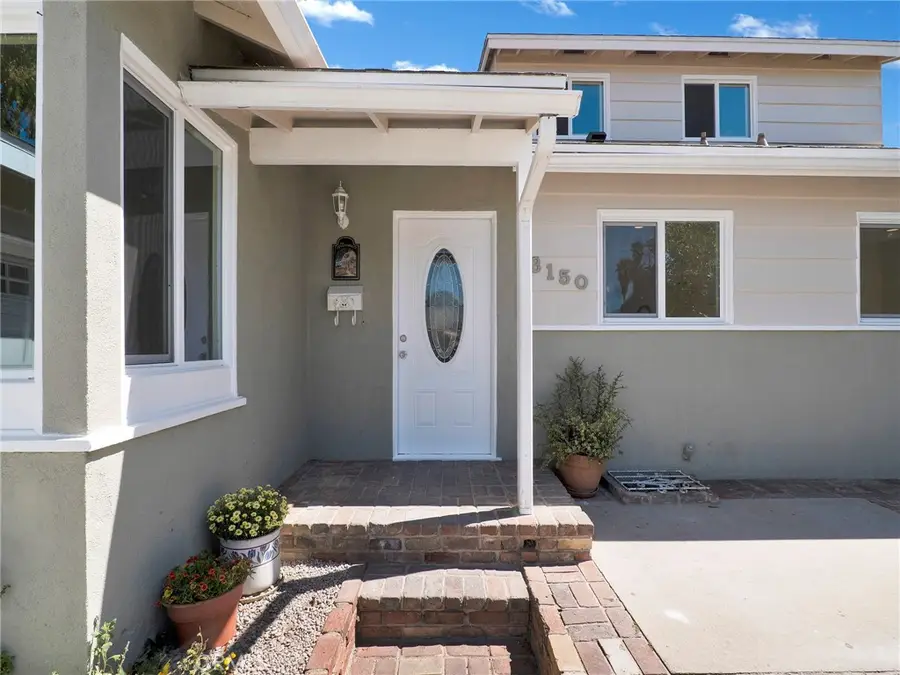 8150 Kelvin Avenue, Winnetka, CA 91306 - #3