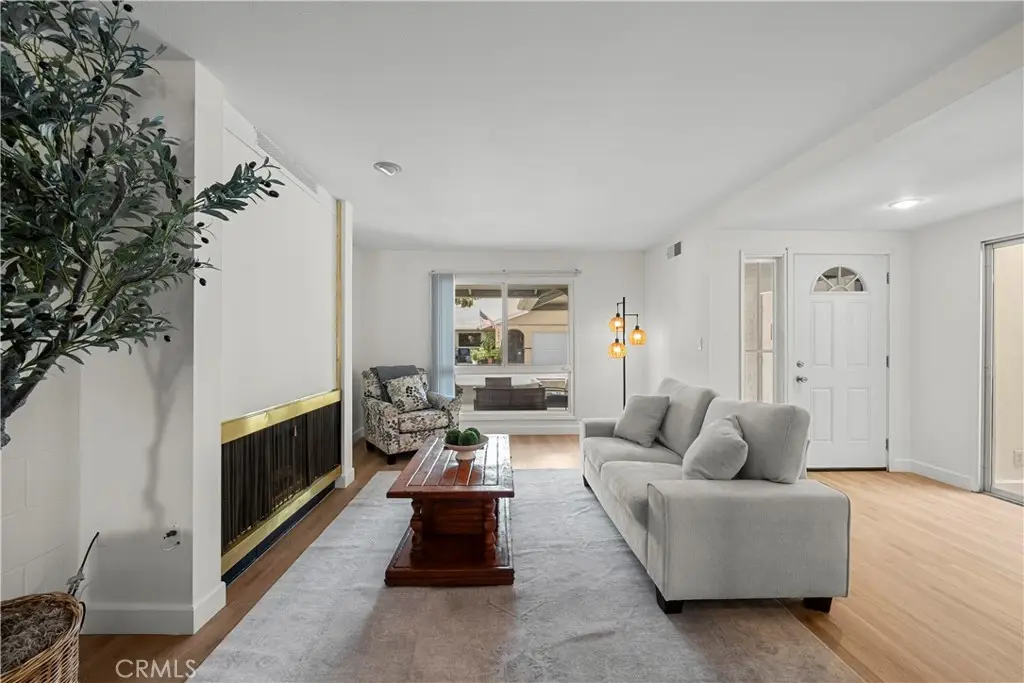 18915 Circle Of Friends, Newhall, CA 91321 - #1