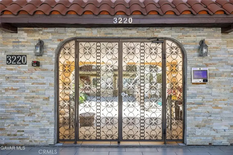 3220 Altura Avenue #220, Glendale, CA 91214 - #3