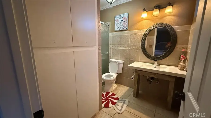 7904 Laurel Canyon #12, North Hollywood, CA 91605 - #3