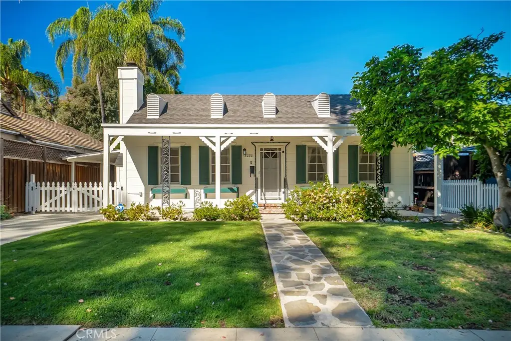 5239 Comercio Avenue, Woodland Hills, CA 91364 - #1