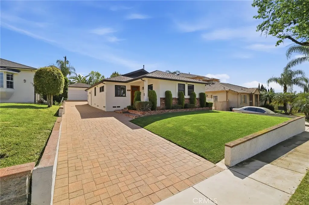2844 N Brighton Street, Burbank, CA 91504 - #1