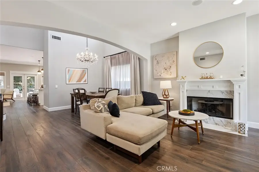 5179 Knollwood Way, Woodland Hills, CA 91364 - #2