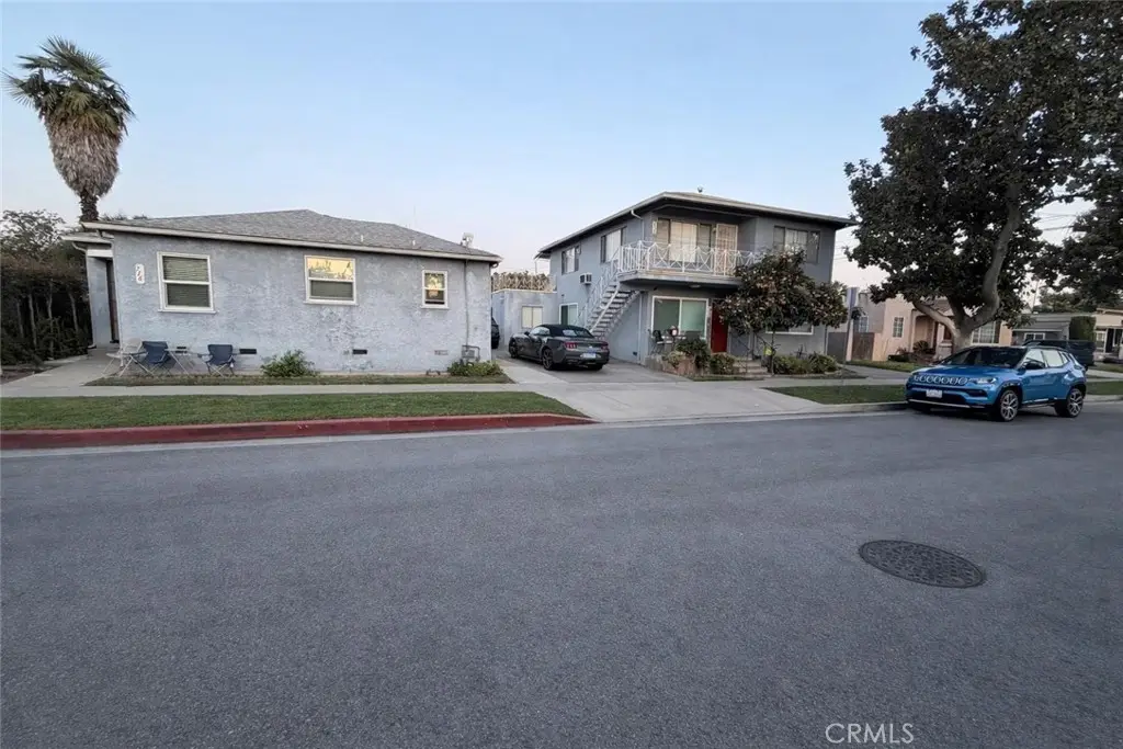 716 Fischer, Glendale, CA 91205 - #1