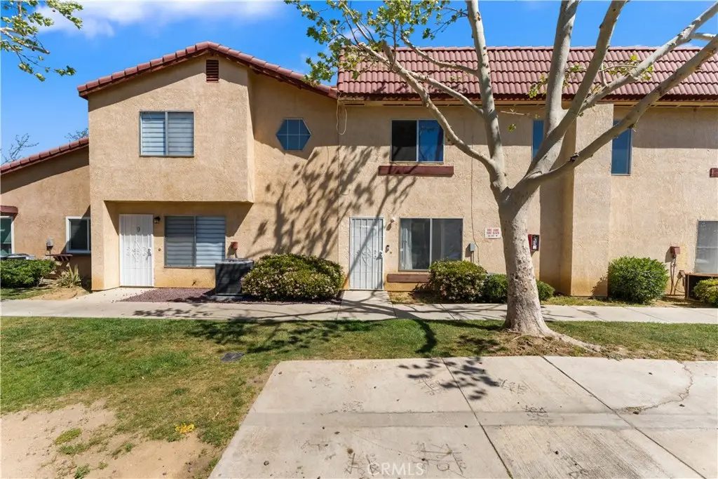 1750 E Avenue Q14, Palmdale, CA 93550 - #1