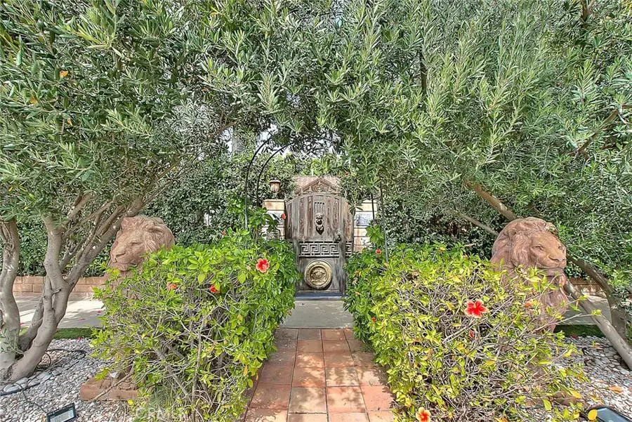 17419 Cohasset, Van Nuys, CA 91406 - #2