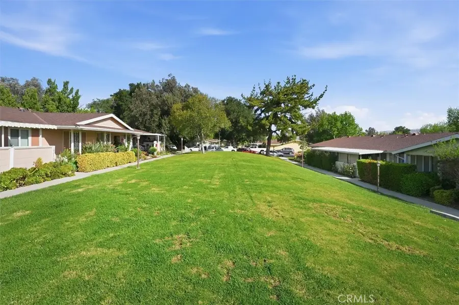 19220 Avenue Of The Oaks #A, Newhall, CA 91321 - #3
