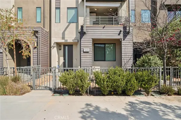 13225 Victory Boulevard, Valley Glen, CA 91401