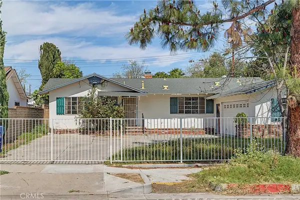 22337 Strathern Street, Canoga Park, CA 91304