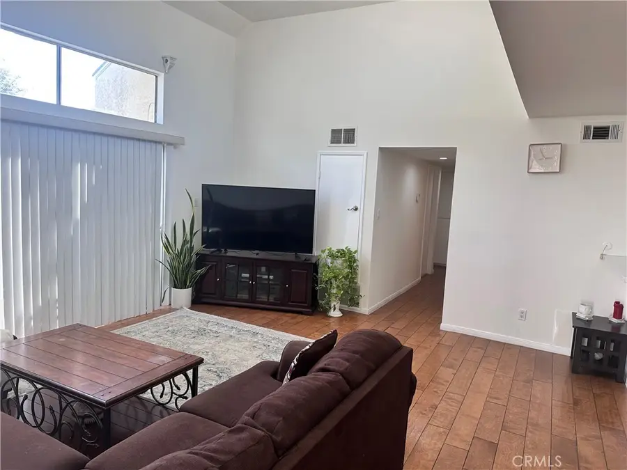 5700 Etiwanda #264, Tarzana, CA 91356 - #2