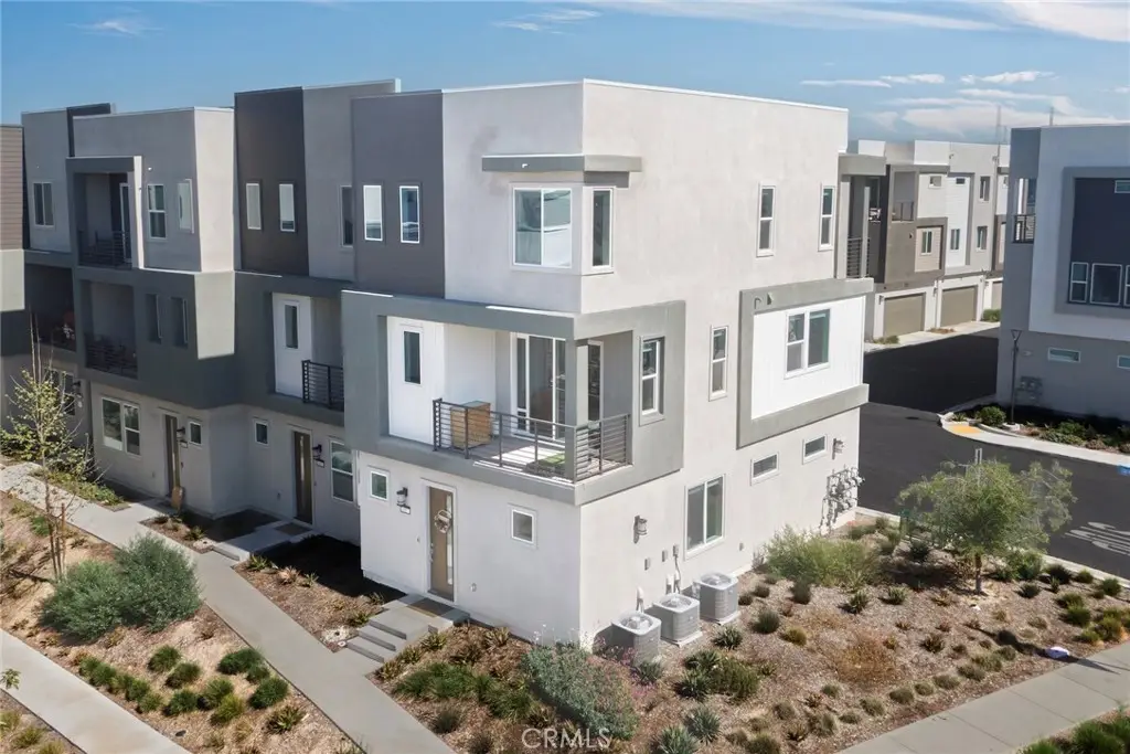 26857 Laurel Mountain Loop, Valencia, CA 91381 - #1