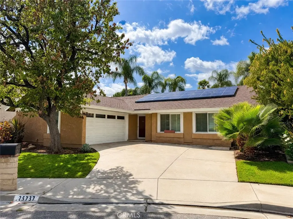 25737 Tamarisk Place, Valencia, CA 91355 - #1