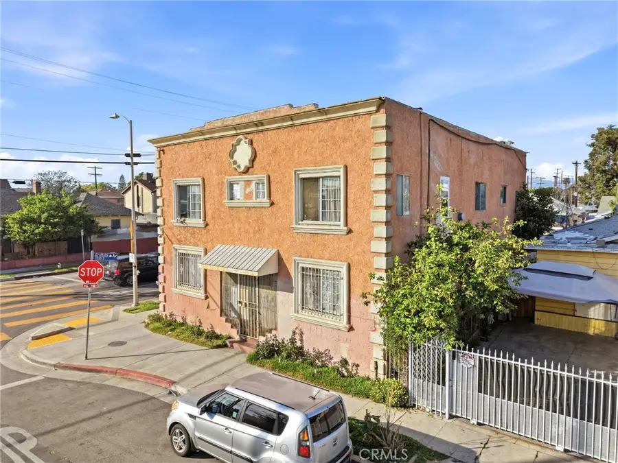 901 E 33rd, Los Angeles, CA 90011 - #2