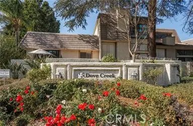 6121 Shoup #35, Woodland Hills, CA 91367