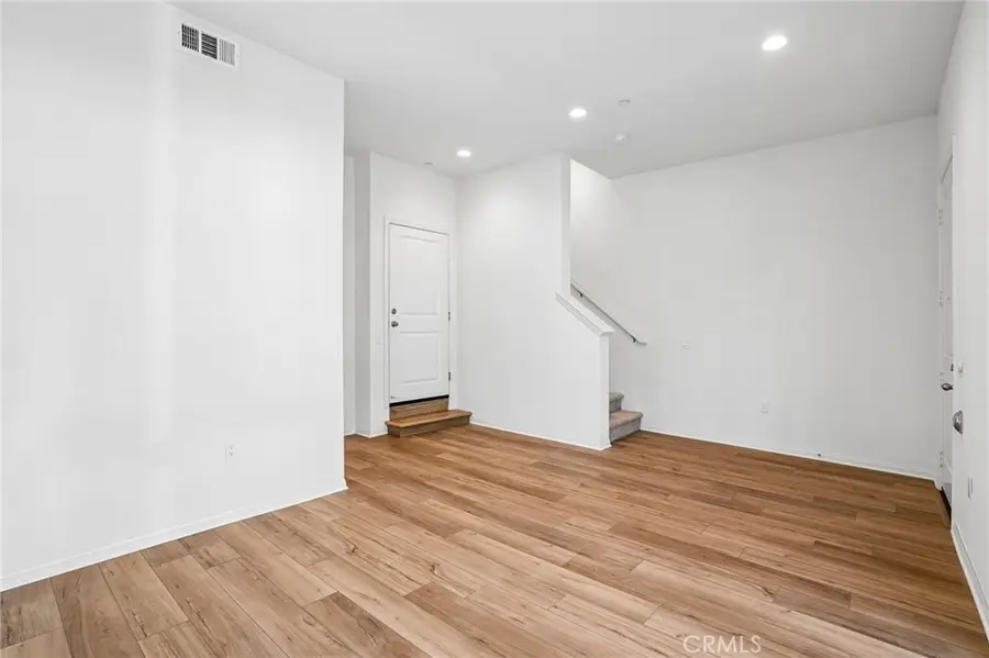 5876 Linden #2, Long Beach, CA 90805 - #2