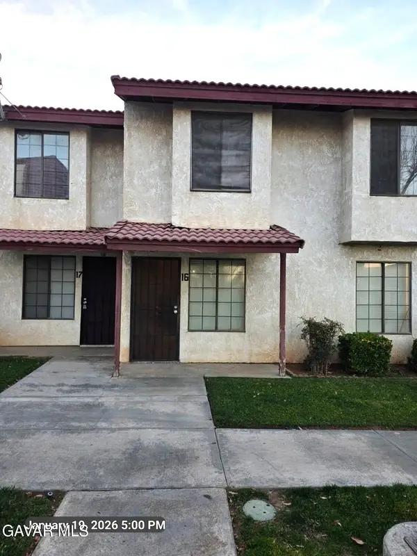 38550 22nd E #16, Palmdale, CA 93550