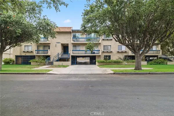 14560 Clark Street #215, Sherman Oaks, CA 91411
