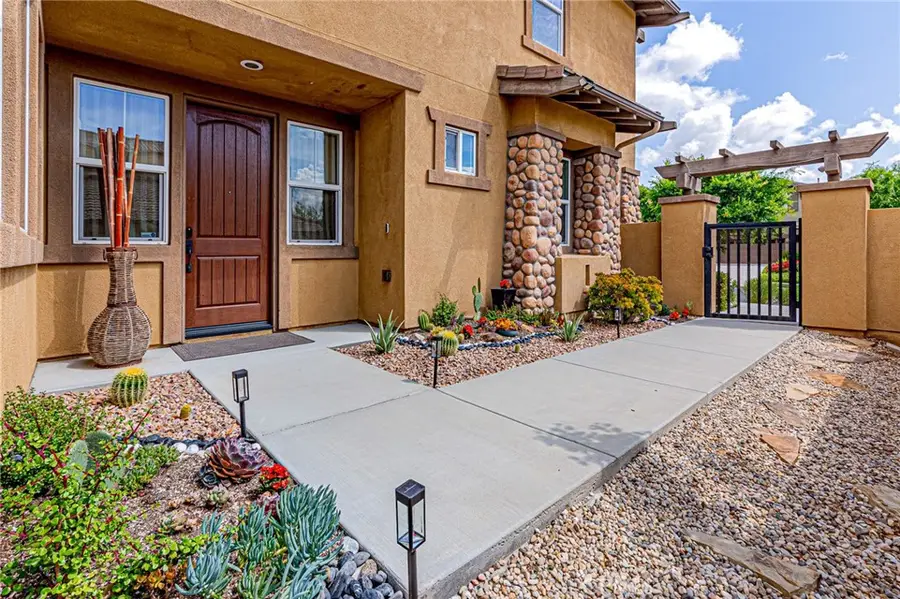 28633 Farrier, Valencia, CA 91354 - #2