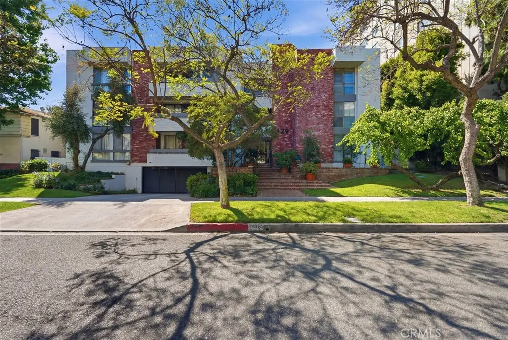 429 N Oakhurst Drive #301, Beverly Hills, CA 90210 - #1