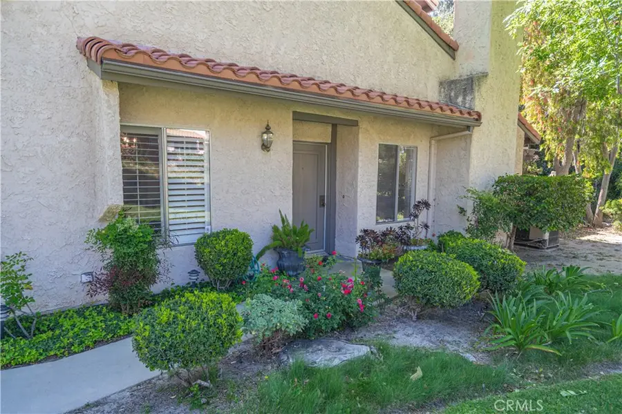 19210 Lahey St #2, Porter Ranch, CA 91326 - #3
