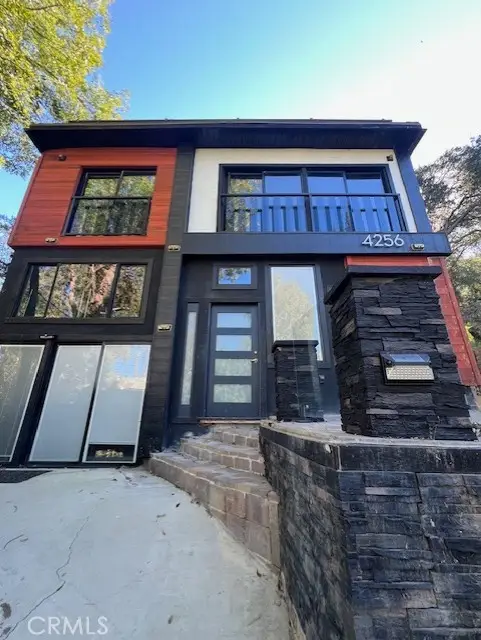 4256 Rosario Road, Woodland Hills, CA 91364 - #2