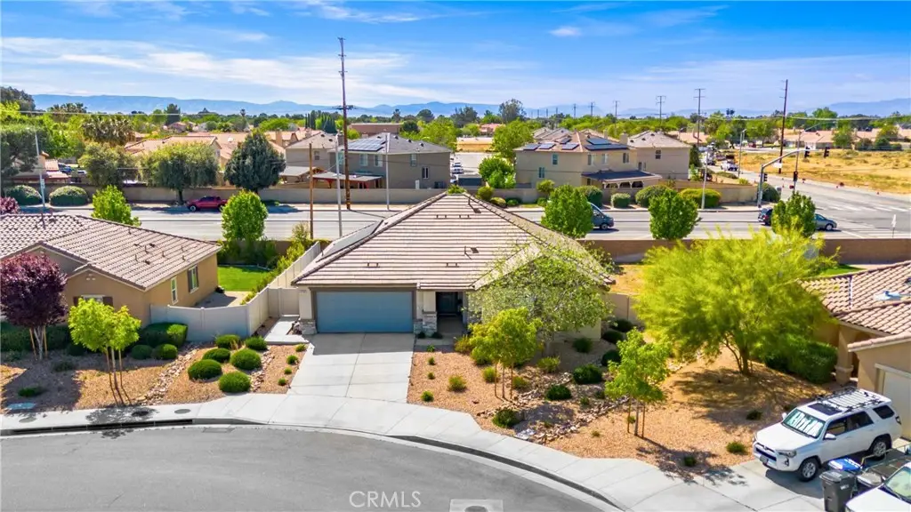 44745 Aspen St, Lancaster, CA 93535 - #1