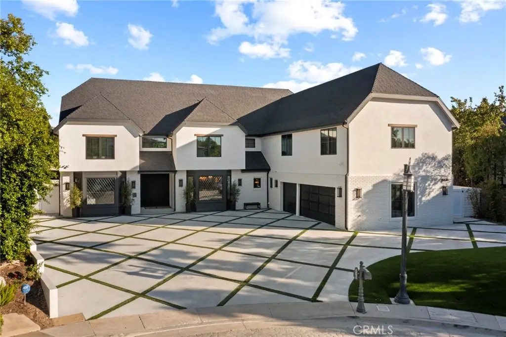 20630 Kingsboro Way, Woodland Hills, CA 91364 - #1