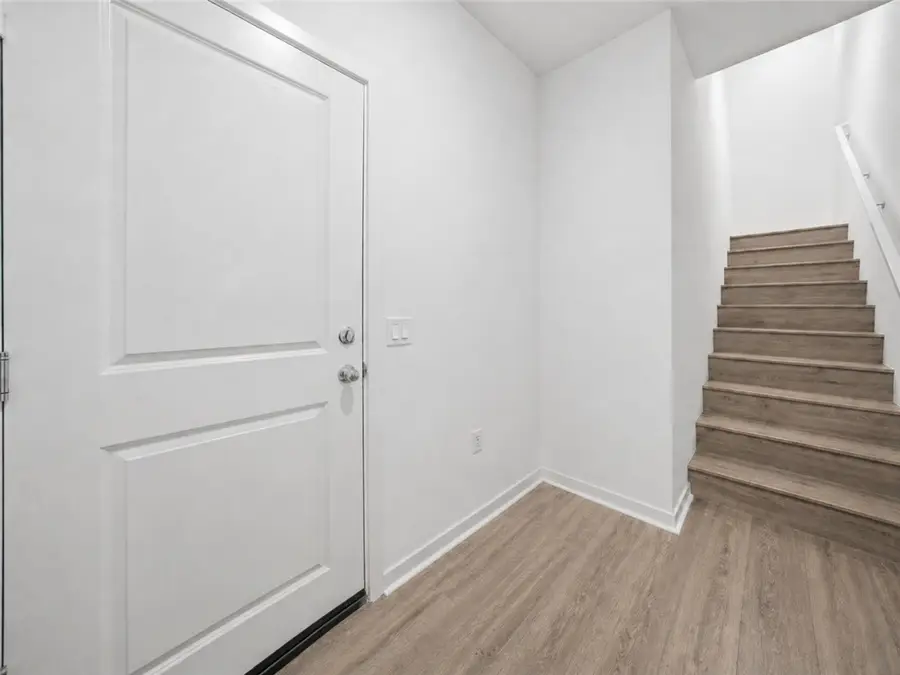 9425 N Sepulveda Blvd. #4, North Hills, CA 91343 - #2