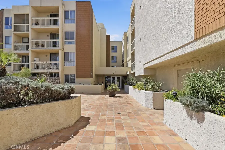 5143 Bakman, North Hollywood, CA 91601 - #2