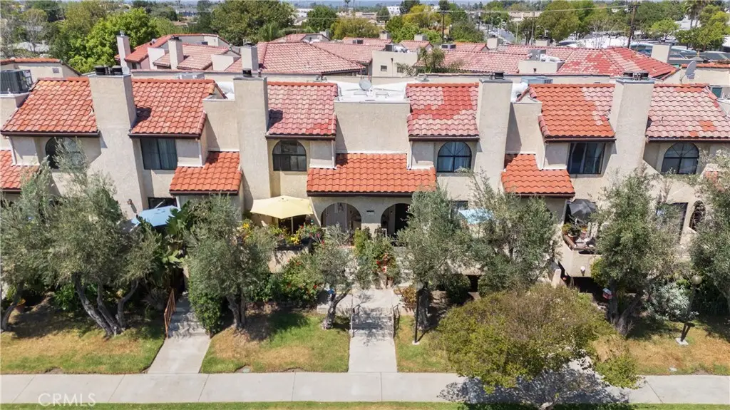 14325 Terra Bella, Panorama City, CA 91402 - #1