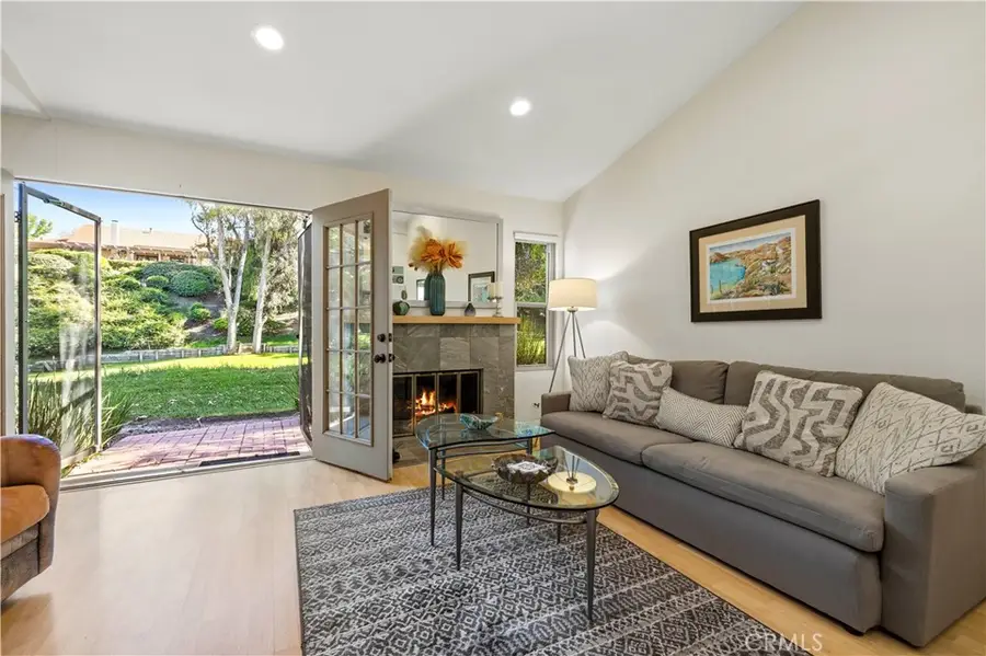 19958 Avenue Of The Oaks, Newhall, CA 91321 - #3