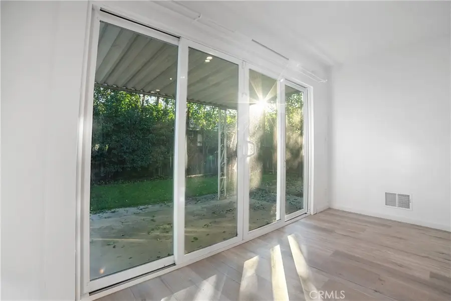 7118 Sunnybrae, Winnetka, CA 91306 - #3