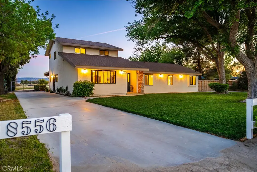 8556 W Avenue E8, Lancaster, CA 93536 - #1